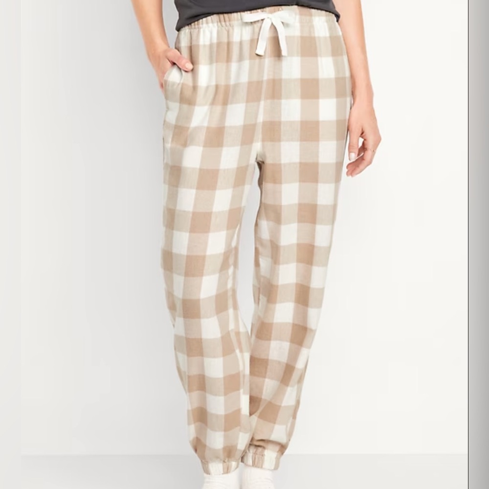 Old Navy Plaid PJ flannel Pants for Women - Tan and White